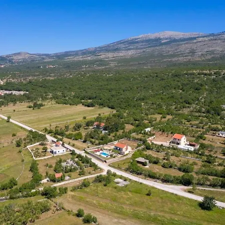 Private Miletic Donje Ogorje